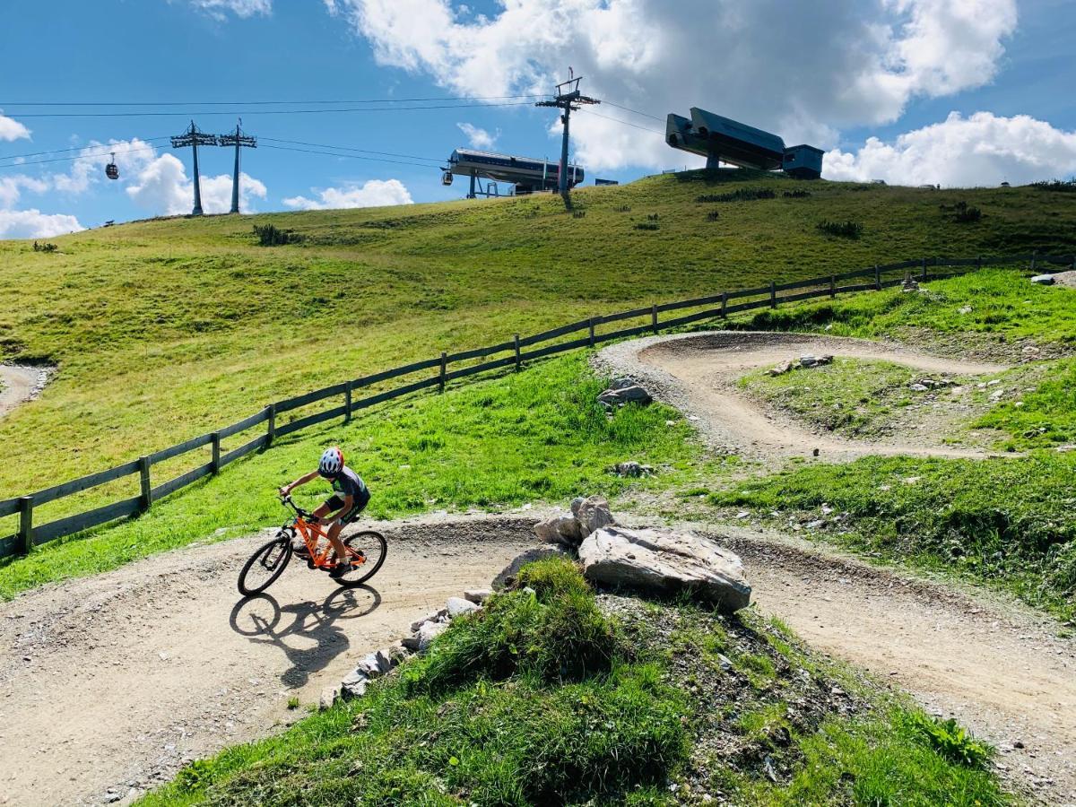 Bergkristallhaus Ramsau am Dachstein Exteriör bild